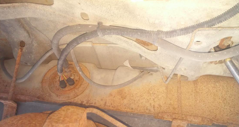 The fuel tank and hose above is actually from a ‘96 Jeep Cherokee, but you get the idea.